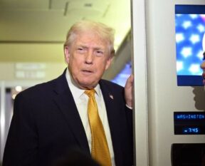 U.S.–India Relations Face New Strain as Trump Backs 500% Tariff Bill on Russian Oil Imports